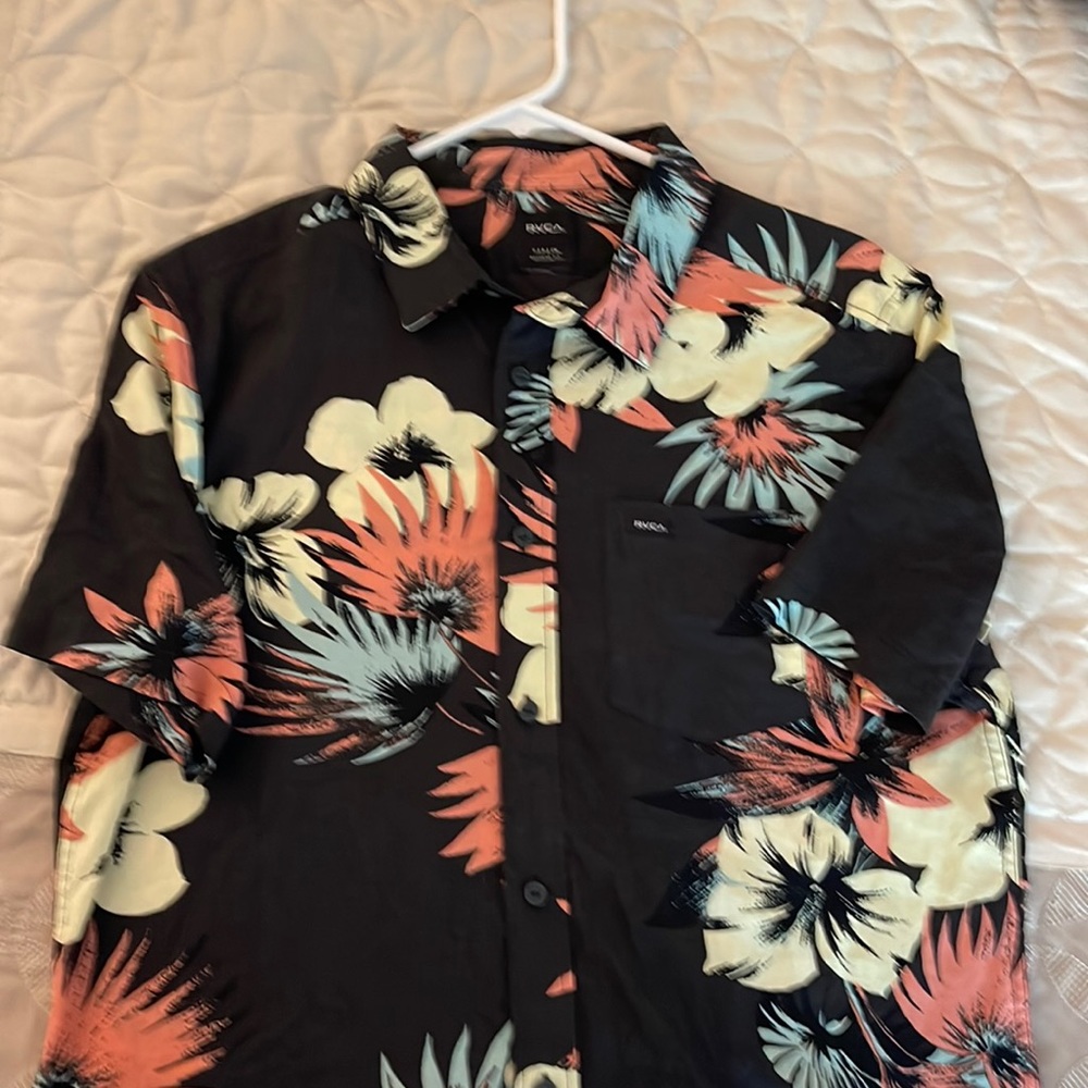 RVCA Button down shirt